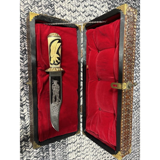 Bob Hardin Custom Bowie Knife 1989 – Scrimshaw Eagle, Serial No. 5 of 25