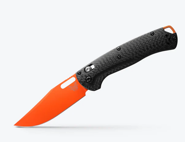 Benchmade TaggedOut Folding Knife - CMP Magna Cut Steel - AXIS Lock - Carbon Fiber Handle