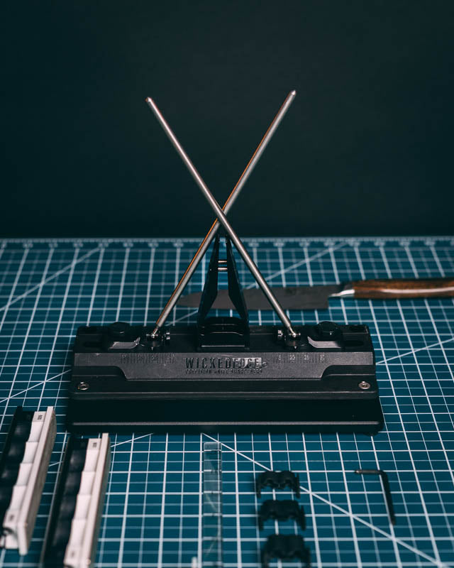 Wicked Edge Carbon WE40 Precision Knife Sharpener
