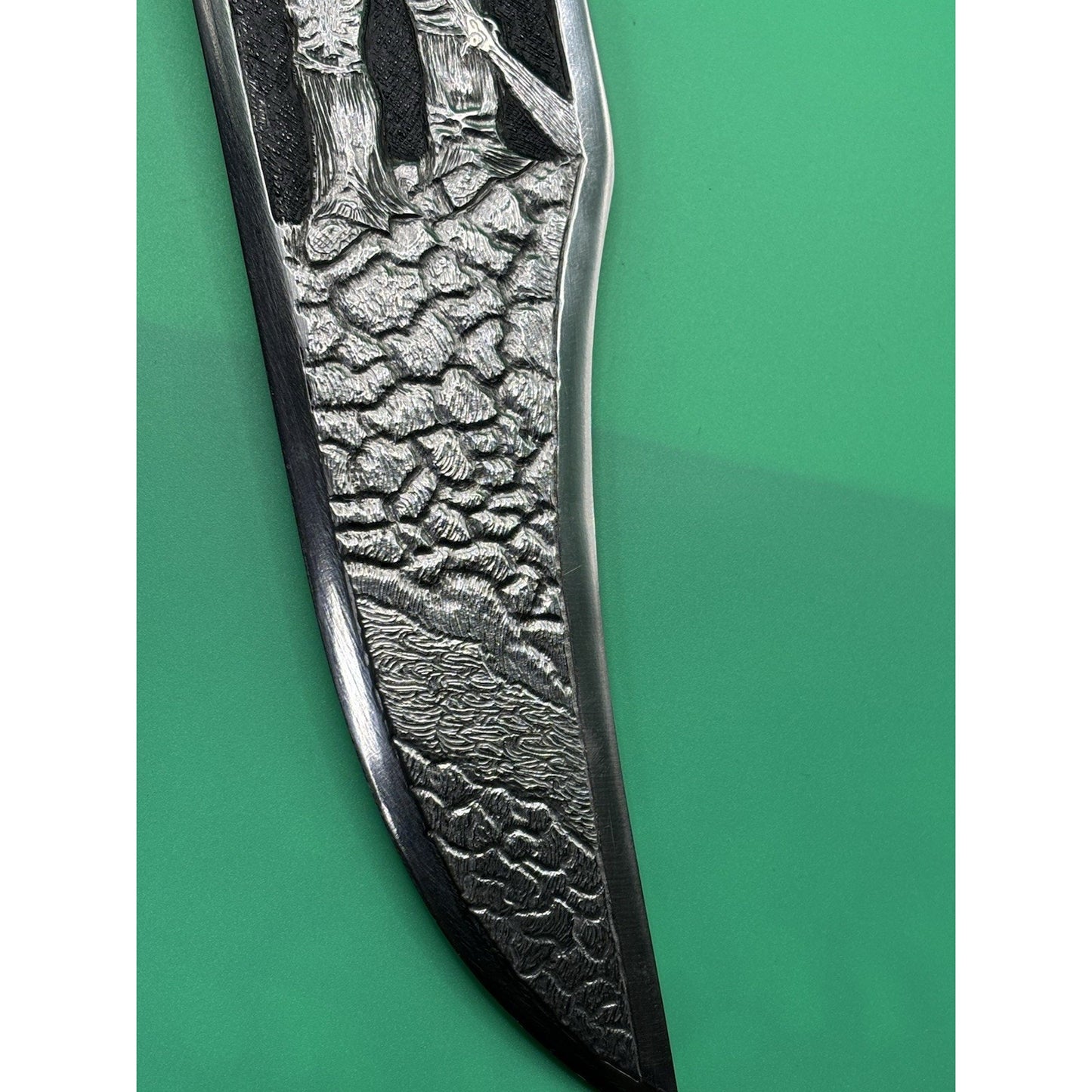 Bob Hardin Custom Bowie Knife 1989 – Scrimshaw Eagle, Serial No. 5 of 25